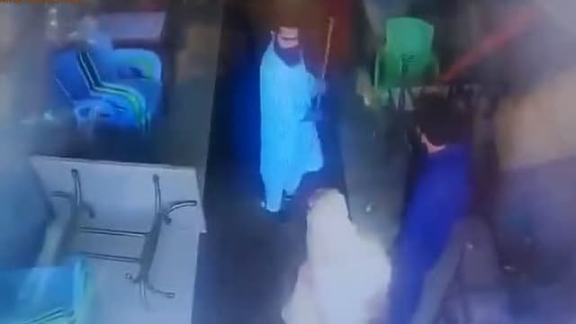 Pakistani Wife Caught Taking Afghani Dick Clip - Auntymaza.com